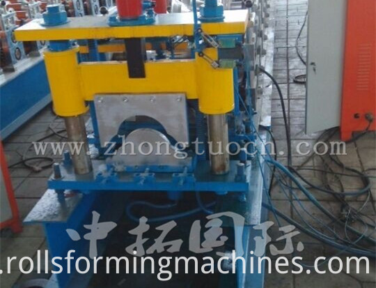 릿지 롤 성형기 (2) Ridge roll forming machine (2)